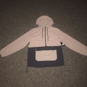 Women’s windbreaker